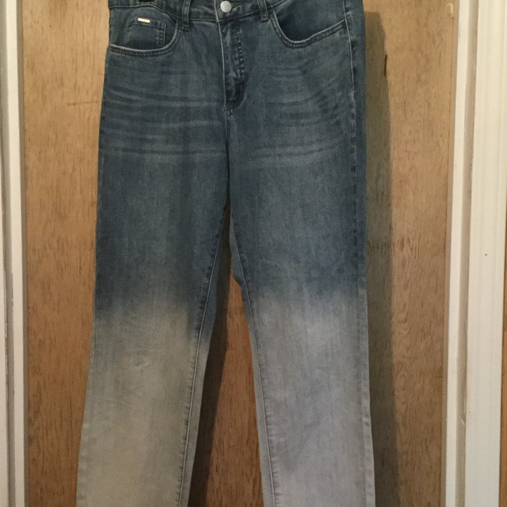 FDJ two tone jeans like new condition denim a small amount of stretch size 10